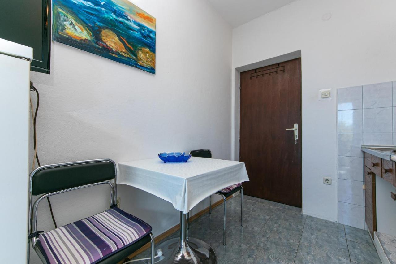 Apartments With A Parking Space Gradac, Makarska - 14708 Gradac  Kültér fotó