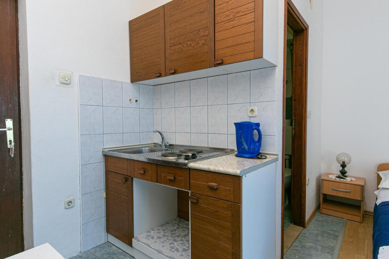 Apartments With A Parking Space Gradac, Makarska - 14708 Gradac  Kültér fotó